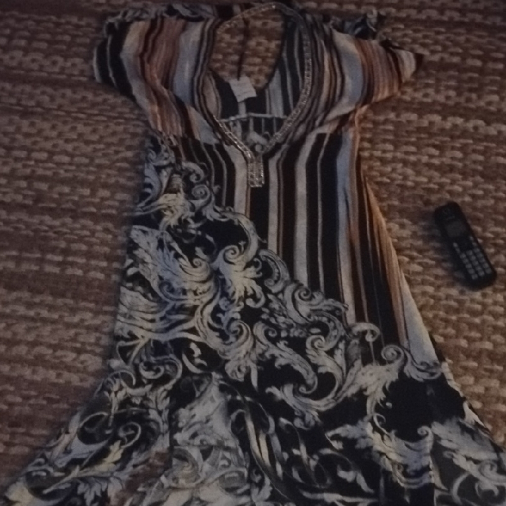 Elegant High Low Dress with Stripes and Swirls